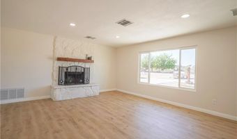 21211 VALENCIA St, Apple Valley, CA 92308