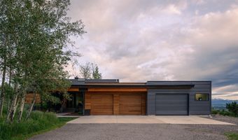 2375 Whitetail Rd, Bozeman, MT 59715