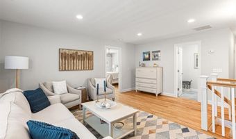 204 Wickford Ct 31, North Kingstown, RI 02852