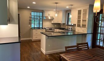 8514 WOODHAVEN Blvd, Bethesda, MD 20817