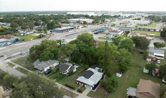 412 OAK St, Auburndale, FL 33823