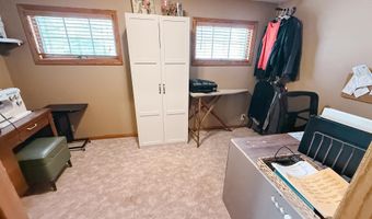 508 3rd Ave, Alton, IA 51003