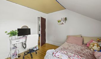 36 Vernon St, Auburn, ME 04210