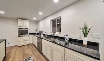 552 E CHELSEA Dr, Bountiful, UT 84010