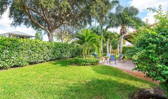 481 Forestview Dr, Atlantis, FL 33462