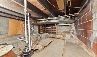 516 E Hunt, Adrian, MI 49221