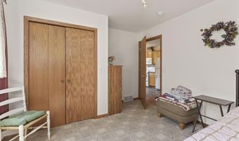 1529 15th St, Baraboo, WI 53913
