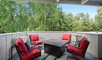 6150 Collins Cir, Anchorage, AK 99502