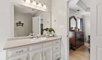 133 LAKE Ter, Alabaster, AL 35007