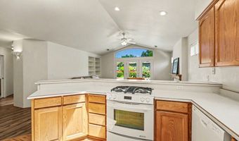 426 Parkside Dr, Ashland, OR 97520