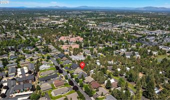 726 NE SAVANNAH Dr, Bend, OR 97701