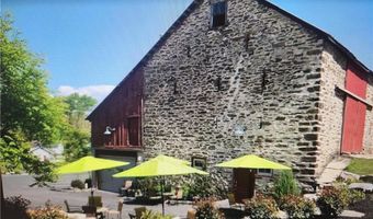 3220 Eisenhower Dr, Allen, PA 18067
