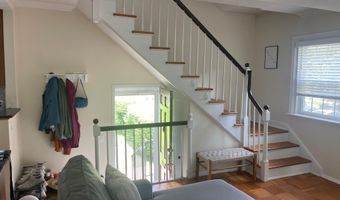 3526 VALLEY Dr, Alexandria, VA 22302