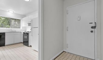 10626 WEYMOUTH St 10626, Bethesda, MD 20814
