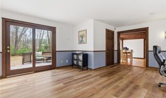 12 Rustic Acres Dr, Glocester, RI 02814