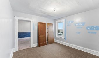 5 Branch Ave, North Smithfield, RI 02896