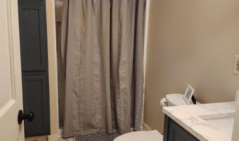 15 Manor Estate Dr 1, Bristol, NH 03222