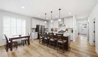 105 Axton Ln, Ashland, VA 23005