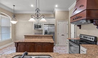 2114 Waymon St, Shreveport, LA 71118