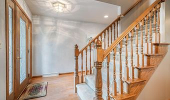 N9640 GINA Drive, Appleton, WI 54915