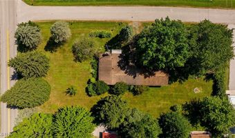 6677 Morningview Dr, Andover, OH 44003