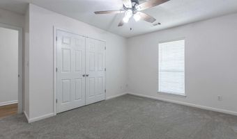 218 Hunters Run Dr, Benton, AR 72015