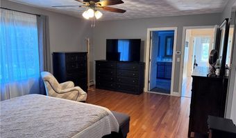 60 Farm Dr, Cumberland, RI 02864