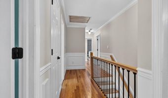 100 KNICKERBOCKER Dr, Belle Mead, NJ 08502