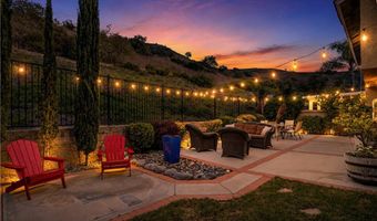 835 S Shanada Ct, Anaheim, CA 92807