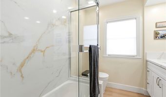 904 Solano Ave, Albany, CA 94706