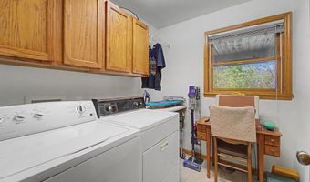 750 Double Springs Dr, Almond, NC 28702