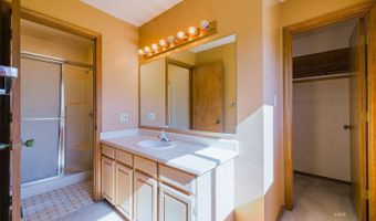 216 Dysart Cir, Lamoille, NV 89828