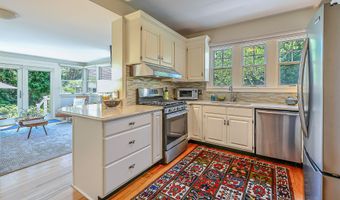 1121 Pauline Blvd, Ann Arbor, MI 48103