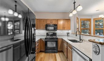 15386 Founders Ln 805, Apple Valley, MN 55124