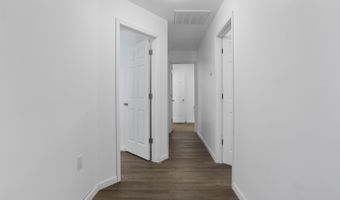 7083 Jefferson St, Bay St. Louis, MS 39520