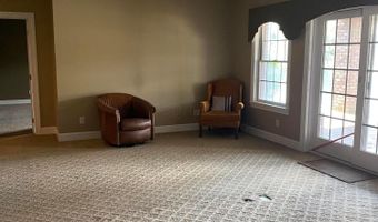 3475 Torrey Pines Dr, Akron, OH 44333