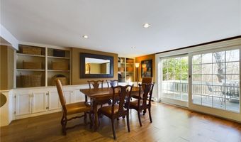 2 Signal Ridge Way, East Greenwich, RI 02818