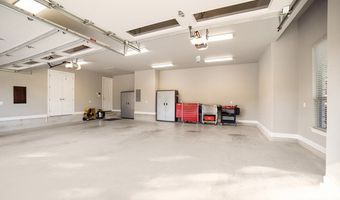 168 Bobby Lynn, Adkins, TX 78101