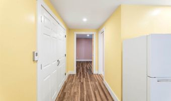 75 Marsh Rd, Belfast, ME 04915