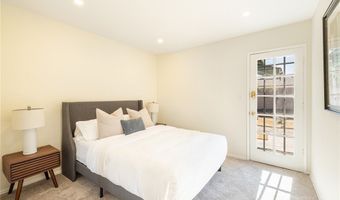 2206 Stinson St, Simi Valley, CA 93065