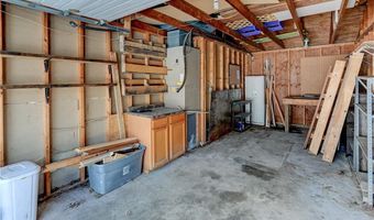 10 Bluebird Dr, Agency, MO 64401