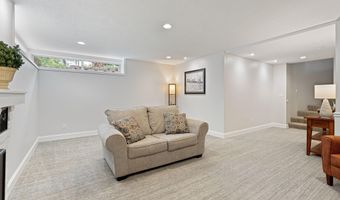 500 36th St NW, Austin, MN 55912