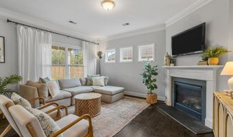 938 Deepwood Ct, Boiling Springs, SC 29316