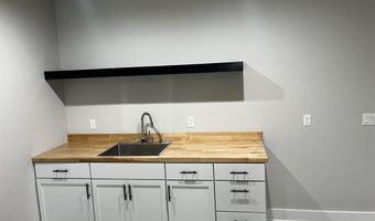 1007 Bluejay Cir, Ashland, NE 68003