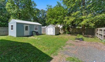 652 S Taylor St, Ashland, VA 23005