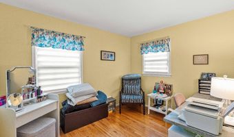 14 E Coddington Ave E, Avenel, NJ 07001