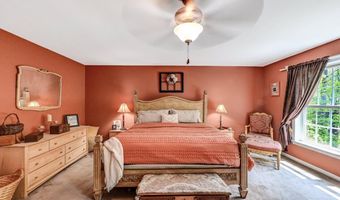 128 Embill Dr, Blakeslee, PA 18610
