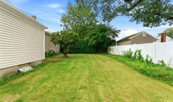 216 Hyde St, Cranston, RI 02920