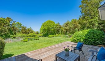 91 Allyn Ln, Barnstable, MA 02630