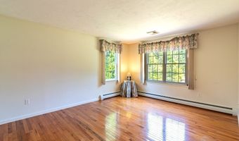 37 Yearling Run Rd, Bourne, MA 02532
